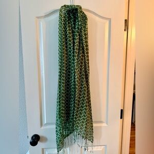 Green Patterned Scarf